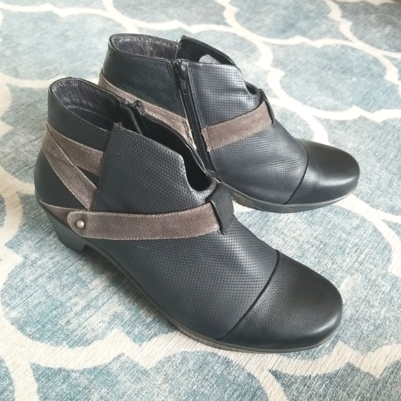 Naot Shoes - Naot Leather Ankle Boots, "The Modern", Size EU40, US 9, Black, 2" heel